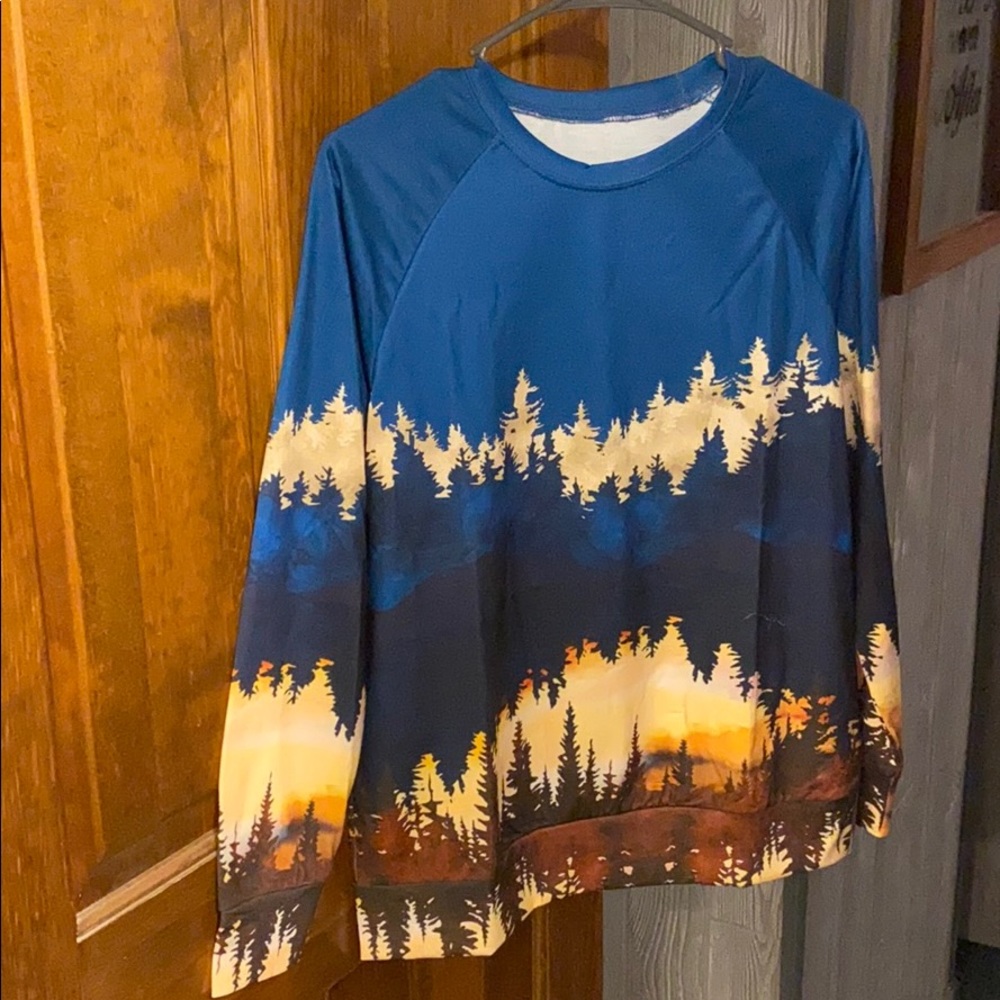 Mountain printed crew neck